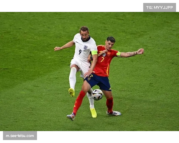 莫拉塔中锋角色关键 西班牙攻坚效率依赖其支点作用